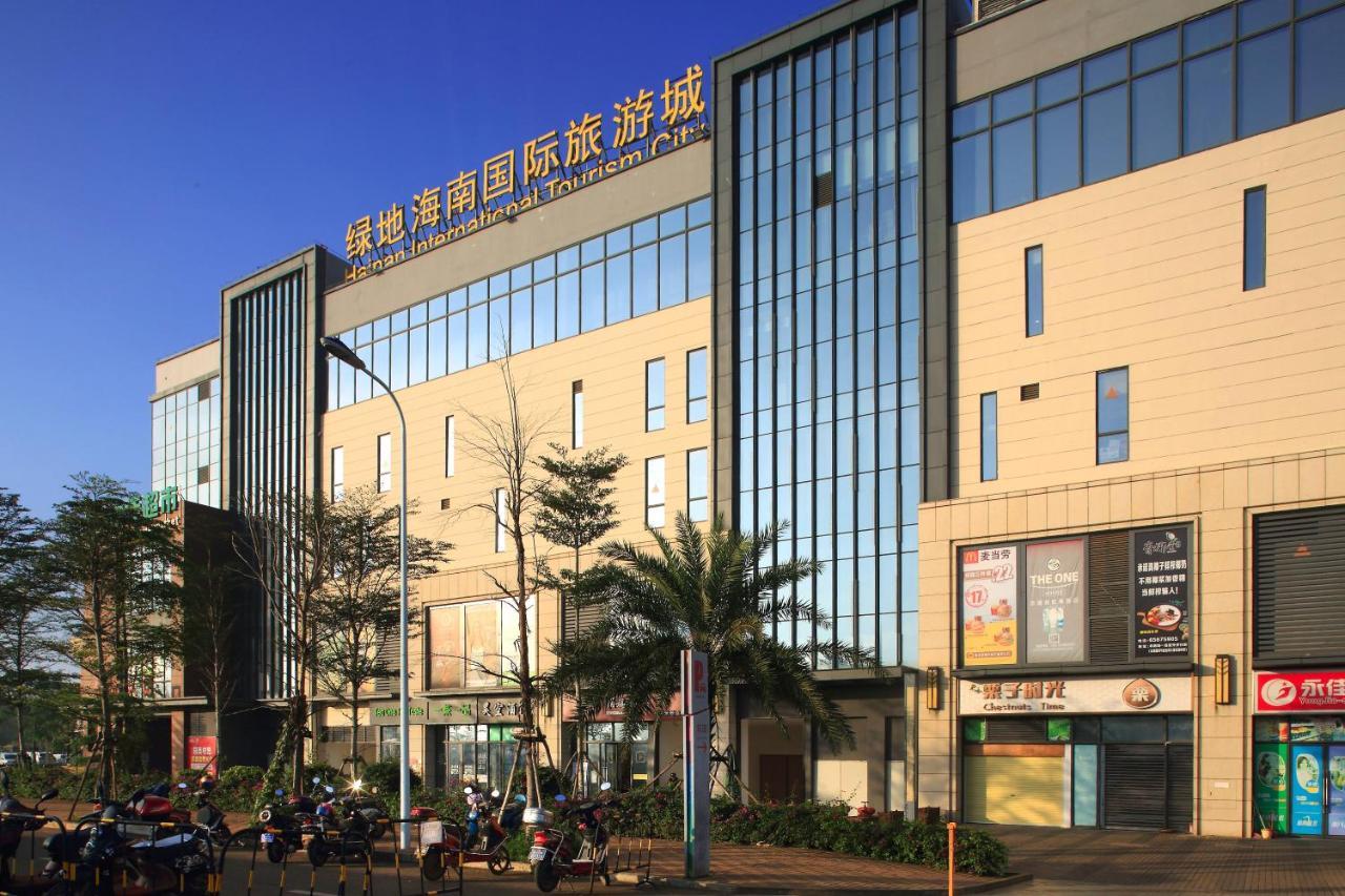 Green Collection Care Hotel Haikou  Exterior photo